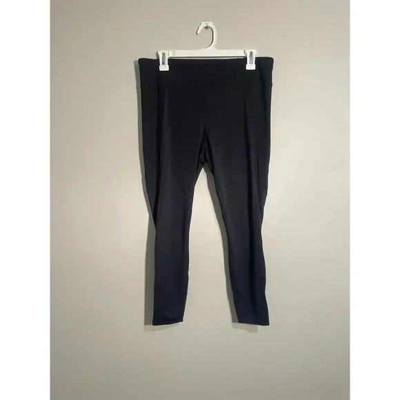 Athleta Black Cropped‎ Leggings with Blue Lined Mesh Inserts - Picture 1 of 12